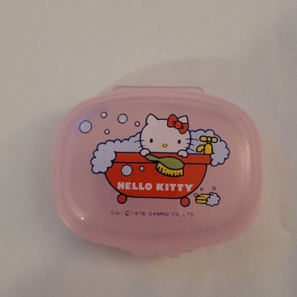 Vintage 1976 Sanrio Hello Kitty Pink Mini Soap Dish Case